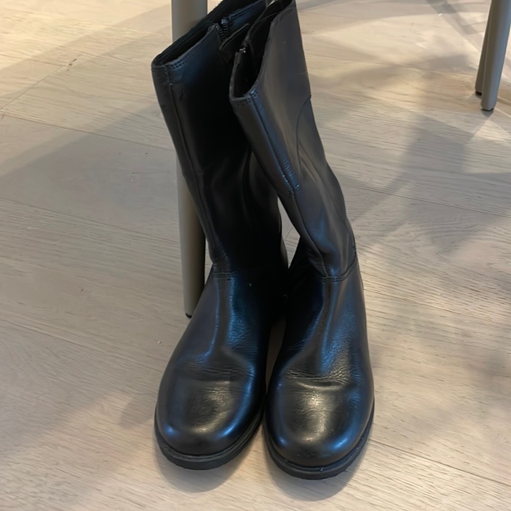 Geox leather booties